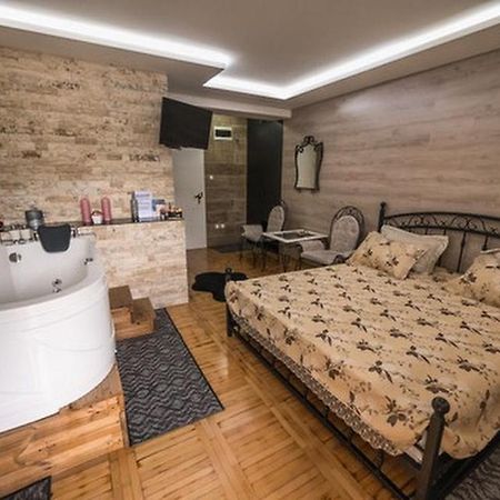 Onore Dell Amore Apartman Sa Djakuzijem Banja Koviljača Buitenkant foto