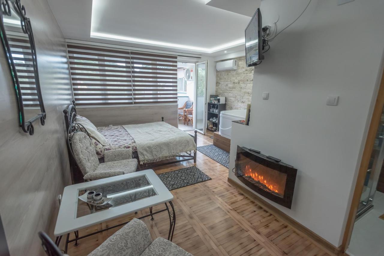 Onore Dell Amore Apartman Sa Djakuzijem Banja Koviljača Buitenkant foto