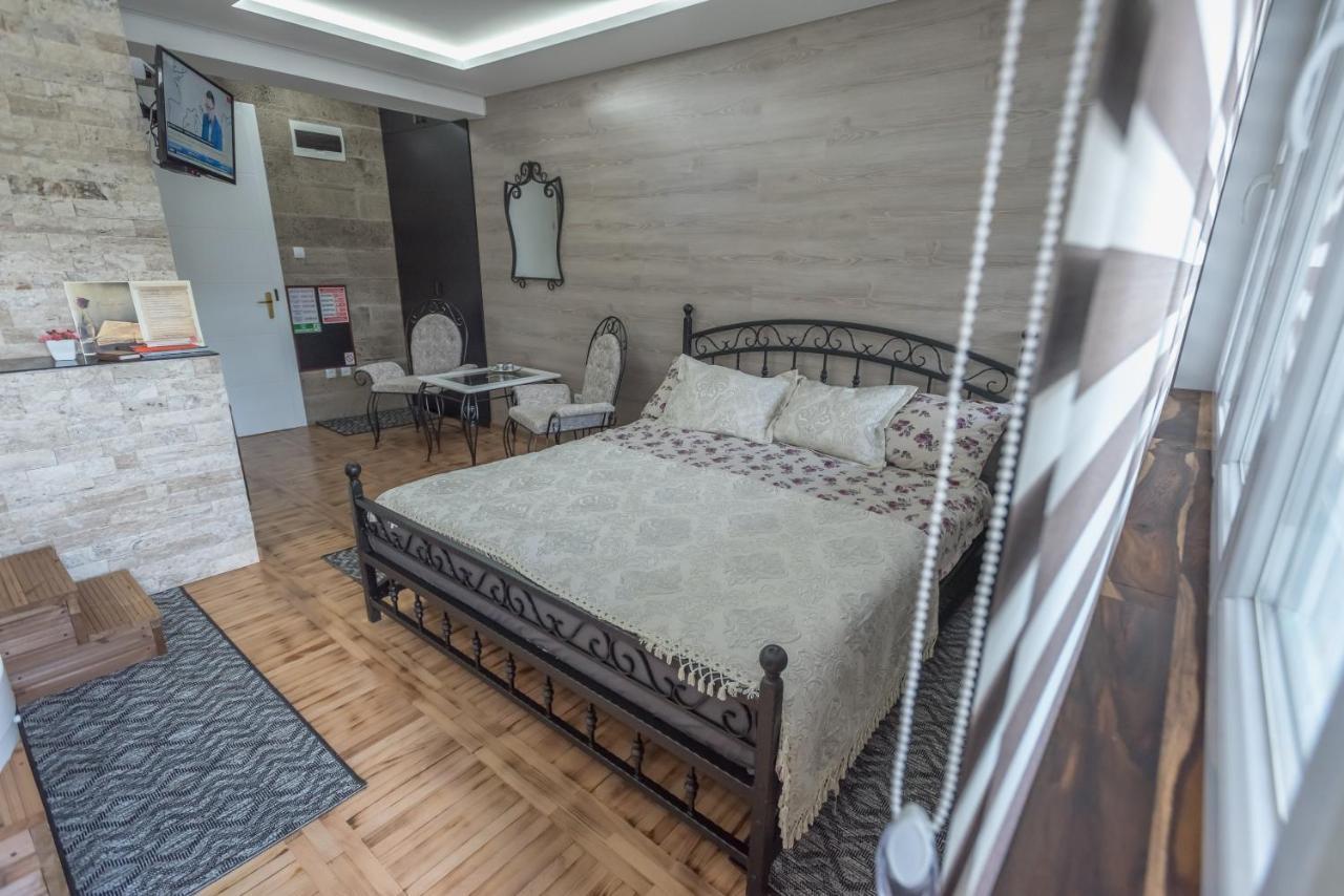 Onore Dell Amore Apartman Sa Djakuzijem Banja Koviljača Buitenkant foto